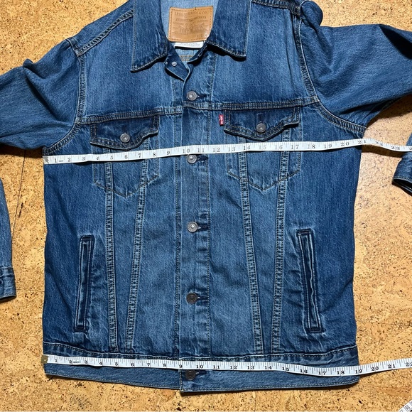 Levi’s Premium Men’s Trucker Medium Wash Denim Jean Jacket Sz M - Picture 12 of 16